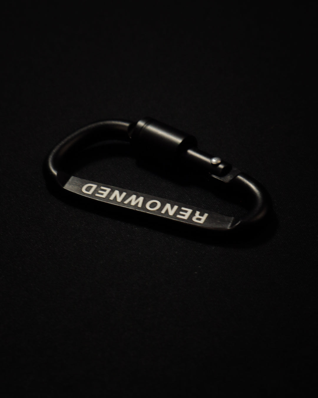 Renowned Black Carabiner